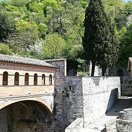 Civico 10 Hotel Gubbio Exterior photo
